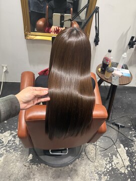 シアー 大阪梅田(SHEER.) 髪質改善×縮毛矯正×酸性ストレート【大阪梅田,中崎町美容室】