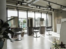 セメ(S'aimer.)の雰囲気(自然光が差し込むお洒落空間!)