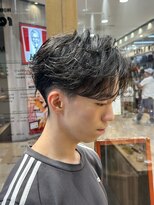 リミックス 南国店(remix)&nbsp;刈り上げフェザーショート