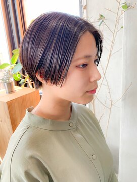 テトヘアー(teto hair) センターパート、ハンサムショート、ベリーショート、前下がり