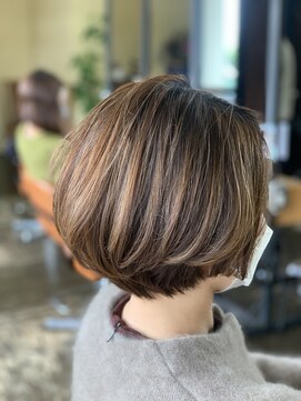 ワラティク(WARATI C) 柔らか奥行きショート