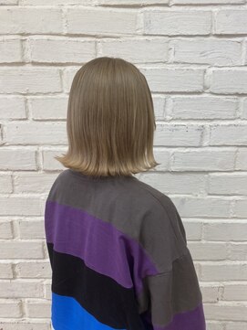 ジイジイ 宇多津店(GIGI) クリーミーベージュ