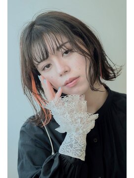 エンクス(enx) インナーオレンジ×外はねボブ