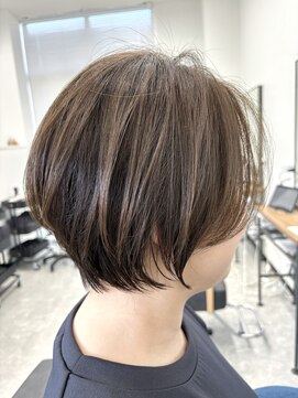 ニル 柏の葉(Nil) ☆ウルフレイヤーカット クールショート 20代30代40代☆