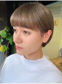 ミニボブ、ボブショート+マロンベージュカラー　２０代３０代
