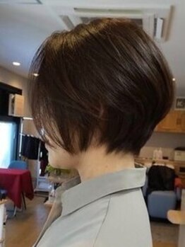 サロンドみなみの写真/こだわりの薬剤でキレイに染め上げる―。経験豊富なスタイリストがあなたにピッタリのカラーをご提案します