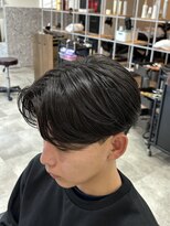 レボ(Revo)&nbsp;大人っぽさ全開のニュアンスパーマ