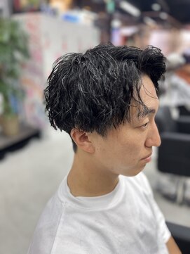 カーニー 錦糸町(kearny) ツイスパ/アップバング/ショート