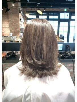 オーガニック アトリエ 大宮(organic+atelier) 30代40代ハイライトクラゲヘアー×白髪ぼかし大人ミディウルフ