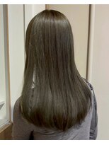 ローレンジウ(LOREN JU)&nbsp;ハッシュカット/小顔/ココアベージュ/オリーブグレー/名駅名古屋