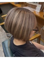 ヘアーサロン アトリエ(Hair salon ATORIE) 前下がりボブブリーチシャドウルーツカラー