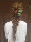 オシャレ感たっぷりルーズなヘアアレンジ