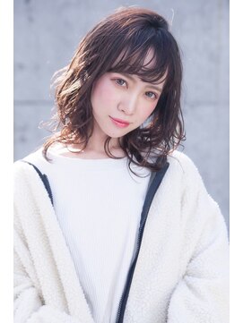 アメリ 新宿(Ameri) Ameri セミレイヤーグレージュ【新宿】