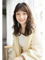 マグノリア オモテサンドウ(MAGNOLiA Omotesando) 重軽質感が可愛い愛されロング・・・HINATA