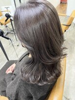 プライズ アイリス 池袋東口店(prize Iris)&nbsp;白髪ぼかしハイライトイルミナカラーブルーチ池袋