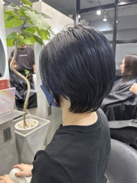 エトラ 渋谷店(etora) コントラストショート ネイビーカラー ショートボブ