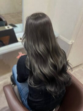 シーン(scene) オリーブグレー