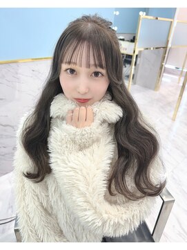 ルイ(LOUIS) 【ブリーチ無しで叶うオリーブベージュ】