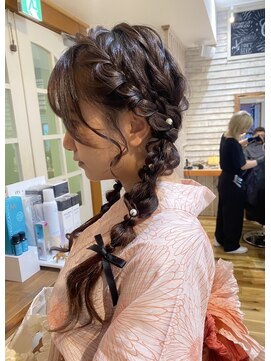 シャルル(charles) 甘めアレンジ☆ツイン編み下ろし