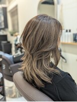 アオカマクラ(a-o Kamakura)&nbsp;毛先は絶対オシャレ染め