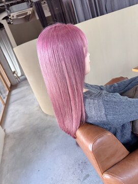 ルイス(Luis) ホワイティピンク