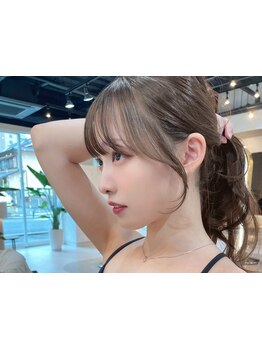 【カット+カラー+高級3stepトリートメント\10800】イメージをガラリと変える顔周りのカット[韓国/名古屋]