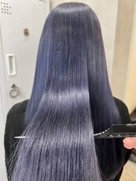 ザボヘアーデザイン(ZABO hair design) ネイビー×ロング