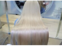 【トリートメント】補修・ツヤ・色持ち。3つを同時に叶えるトリートメント。