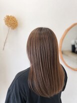 モク(mok)&nbsp;軽さとまとまりを意識したセミロング