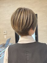 リトリート(retreat)&nbsp;頭の形が綺麗に見えるショート