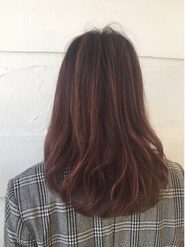 クレオ 伊勢崎(CReO) ピンクアッシュにナチュラルハイライトデザインカラー