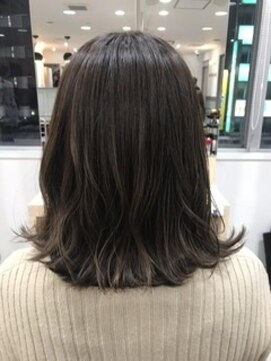 リリーオブザベイス(Lily of the Vase) ゆるふわミディ