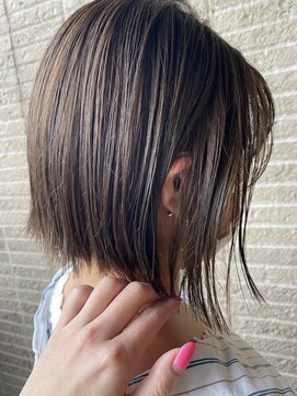 クイントネオリーブ 自由が丘正面口店(quint:neolive) 切りっぱなし前下がりボブ