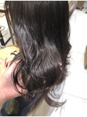 髪の毛伸ばし中の方にもおすすめなゆるめパーマヘア