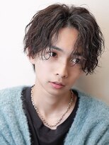 ゼロ 渋谷(XeRo)&nbsp;【セクシーセンターパート】波巻きスパイラル色気大人ヘア