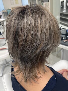 ソシエ アヴェダ さいたま新都心店(SOCIE AVEDA) 白髪ぼかし大人ショート大人ボブ30代40代50代60代さいたま新都心