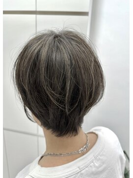 ノーマン(norman) 柔らかショート×ハイライト