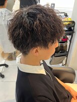 アイズ 海老名(AIZU) メンズパーマ ツイストスパイラルパーマ メンズカット 眉毛