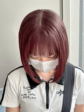 ネオリーブ クーロ(Neolive curro) ブリーチなしのWカラー/暖色系カラー×ぱつっと小顔ボブ