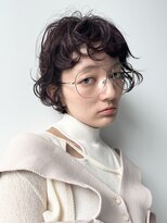 インチェルシー(in chelsea) ホワイトグレージュ/ミニウルフ/デジタルパーマチェリーブラウン