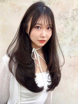 ロンドローズ 名古屋(Lond damaskRose) 今流行りの緩やかに動く大人のレイヤーカット