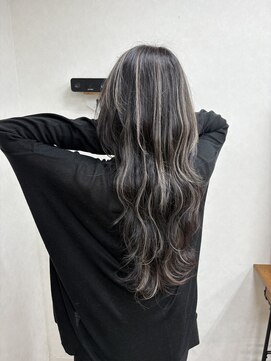 リングバイモアムー(Ring by Moremuu) ハイライト レイヤーカット