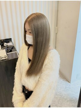 パ ドゥ プロン(Pas de plan) ヘーゼルベージュ