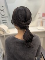 マーリー(marlee)&nbsp;ローポニー ポニーテール 上品 ヘアセット お呼ばれ 結婚式