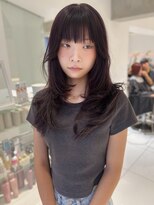 エミィ(emme)&nbsp;レイヤーカット×ラベンダーブラウン