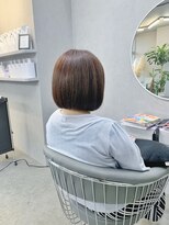 クロア(CHROA)&nbsp;【襟足ギリギリミニボブ×ブリーチ混在毛均一化カラー
