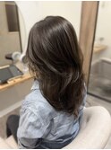 ロングレイヤー×オリーブグレージュ