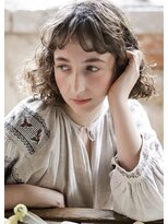 カライング(ing) 【+~ing 】オン眉バングの艶ウェービーbobly【柳沼くるみ】