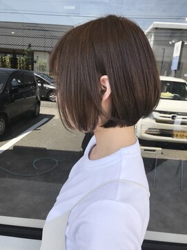 ナンバー(number+) 耳掛けショートスタイル