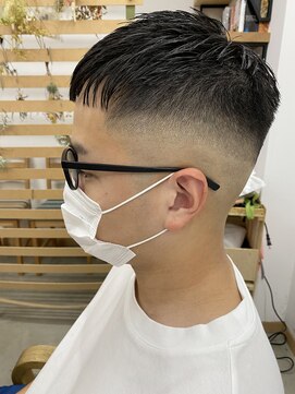 キューズ クラブ(cuz KLUB) 【cuzKLUB】スキンフェード×クロップバーバースタイル〔池袋〕